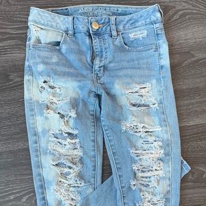 Women’s American Eagle High-Rise distressed Jeans